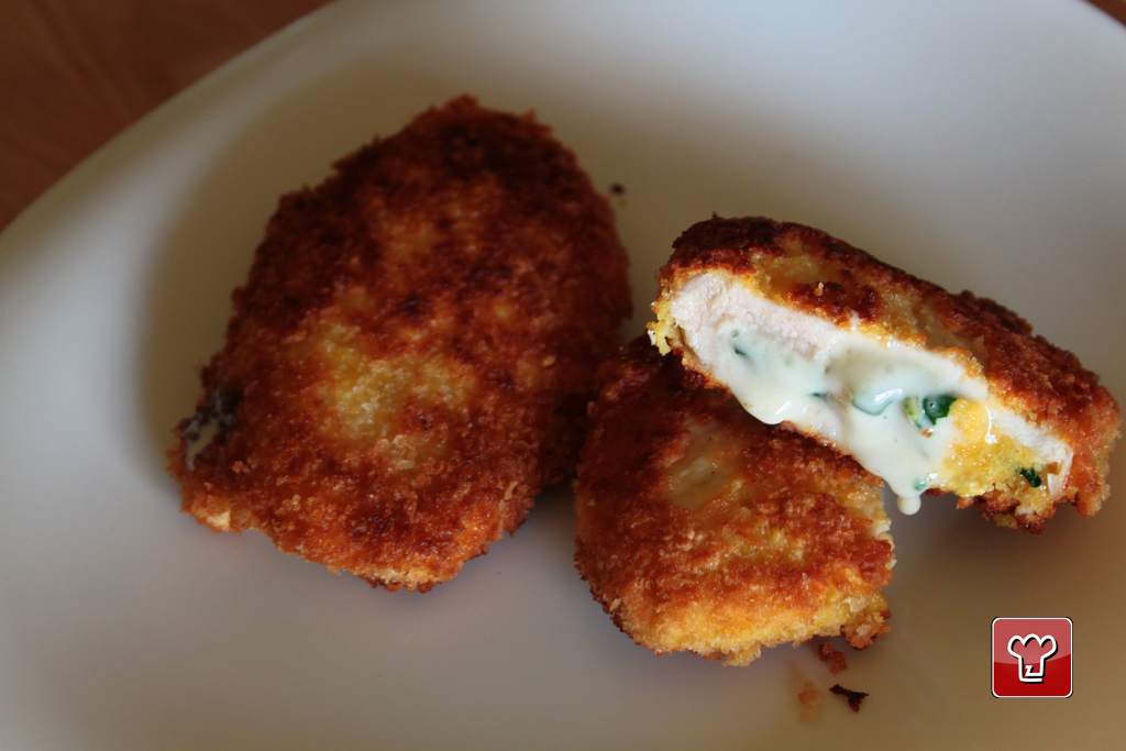 Gefüllte hähnchenbrüste 'cordon bleu' ist eine Fleisch hauptgerichte ... Gefüllte hähnchenbrüste 'cordon bleu' ist eine Fleisch hauptgerichte ...