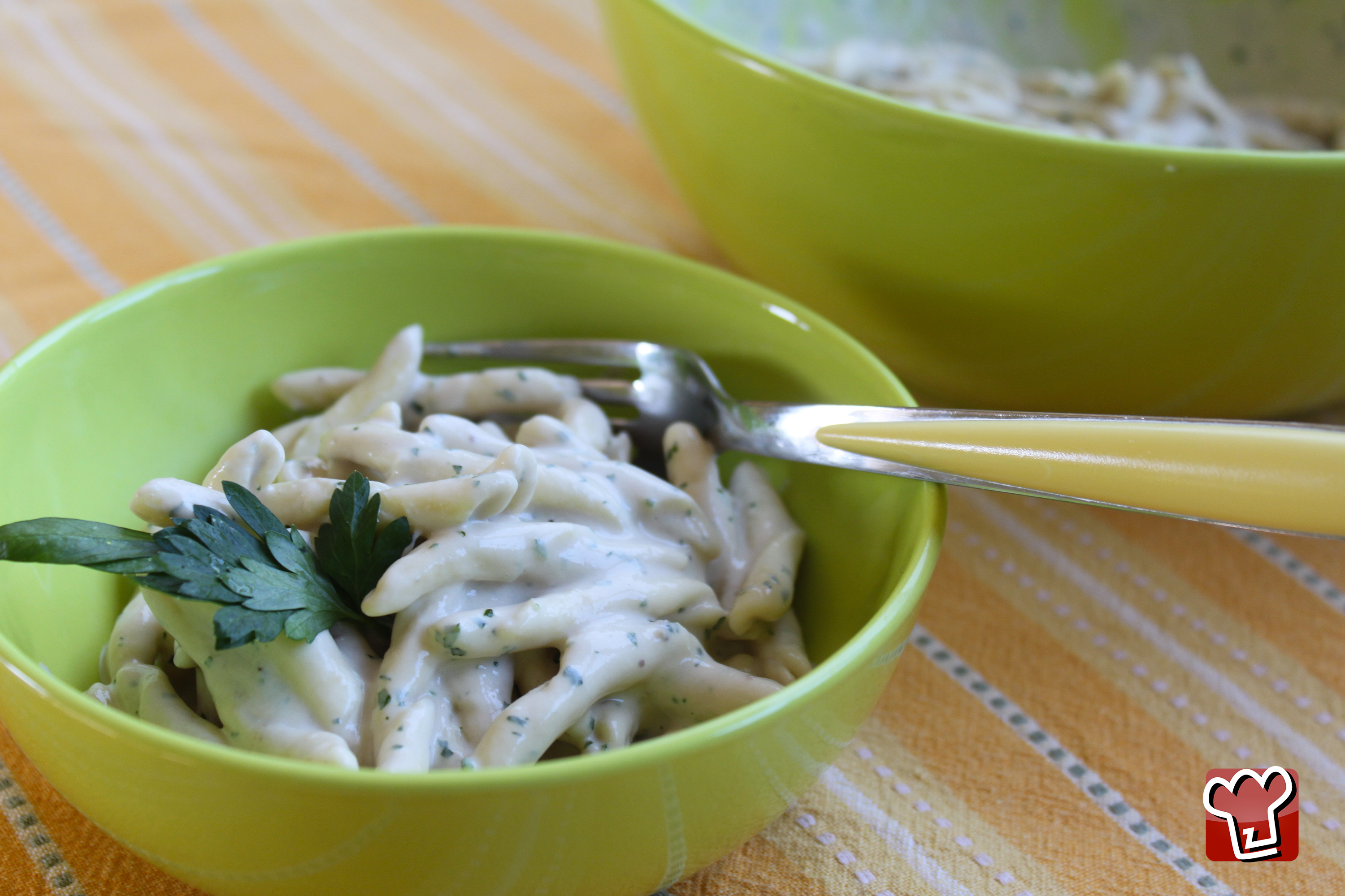 Ricetta Strozzapreti alla crema di mascarpone e tonno | Primi piatti  asciutti